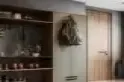ריהוט לחלל הכניסה - קונסולות, שידות וארונות שירות